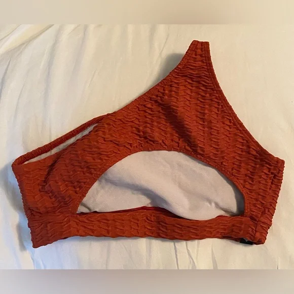 Booty By Brabants One-Shoulder Textured Top in Rust - Picture 2 of 5